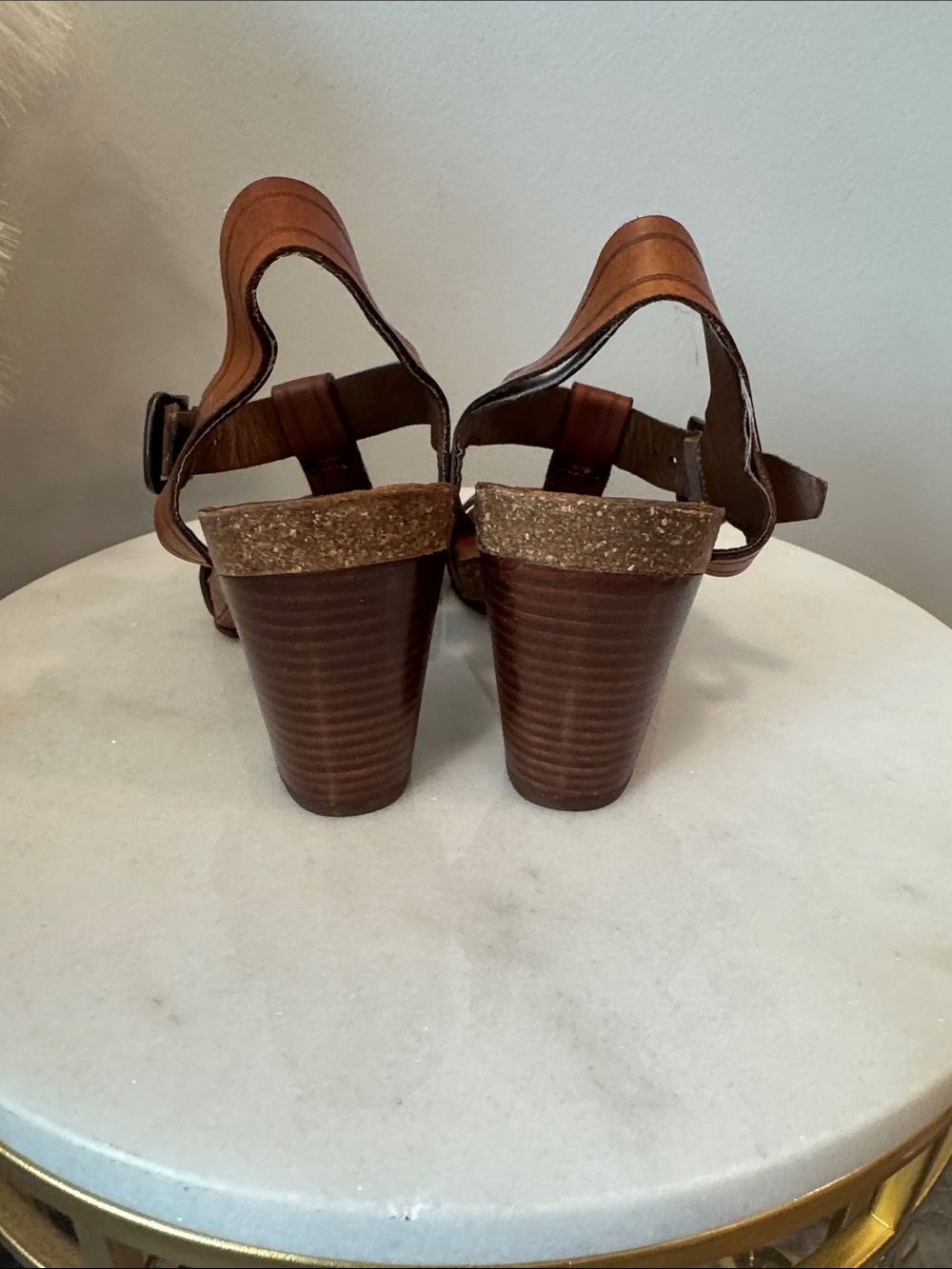 Frye Cognac Leather T-Strap Block Heel Sandals - Picture 5 of 11